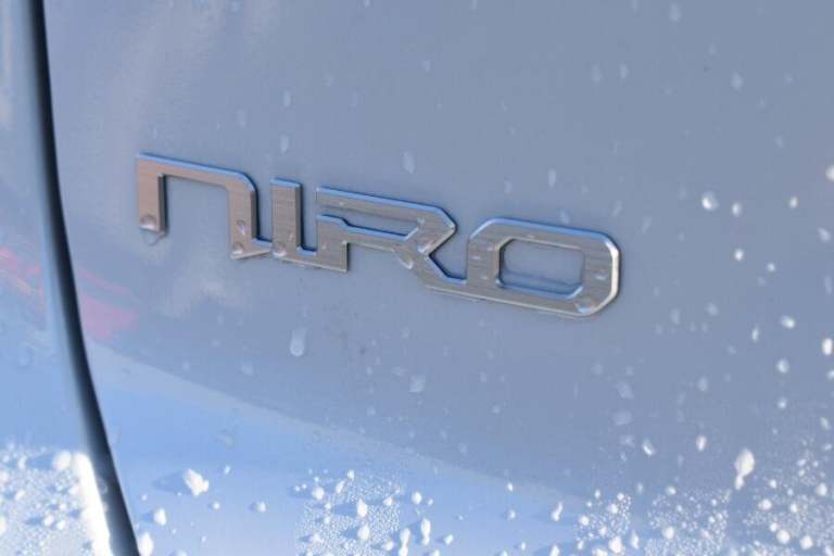 2025 Kia Niro 1.6 Hybrid 3 Suv 5dr Petrol Dct Euro 6 (s/s) (127 Bhp) ESTATE Petrol/Electric Hybri...