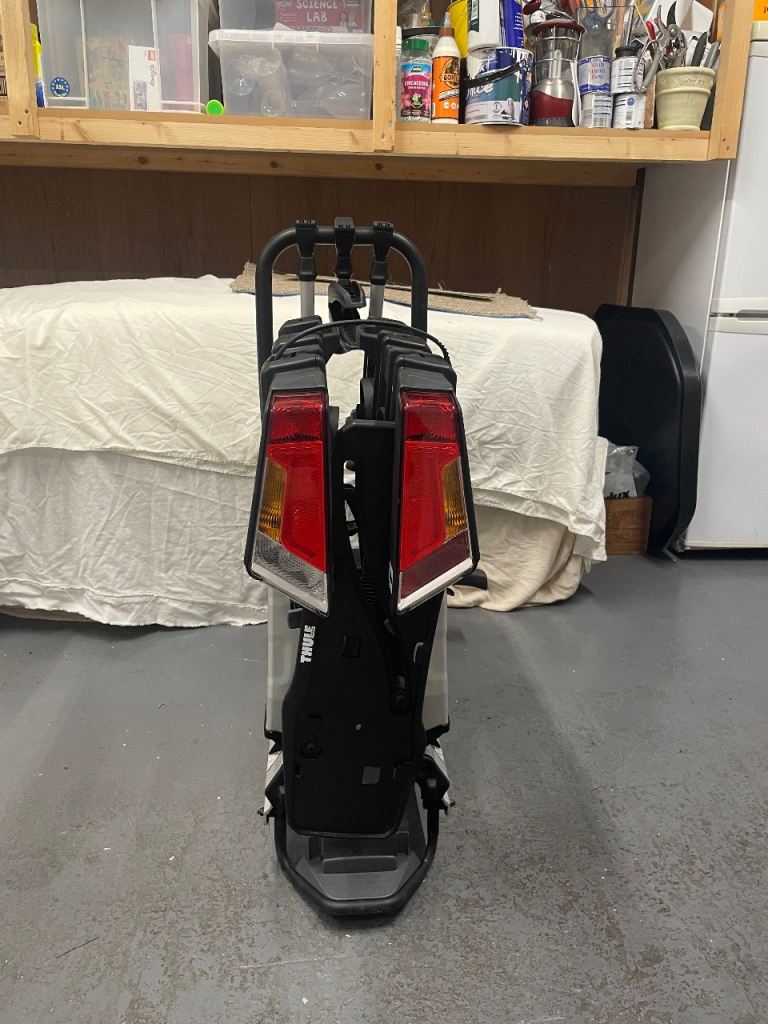 Thule EasyFold XT3, 3-Bike Towbar Mounted Bike Rack.  Excellent condition, barely used.