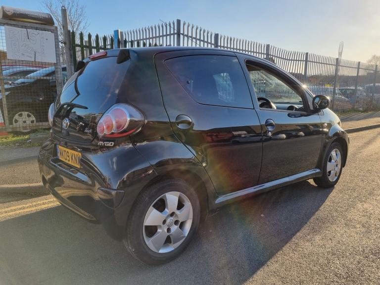 2009 Toyota AYGO 1.0 VVT-i Black 5dr [AC] MMT HATCHBACK Petrol Automatic