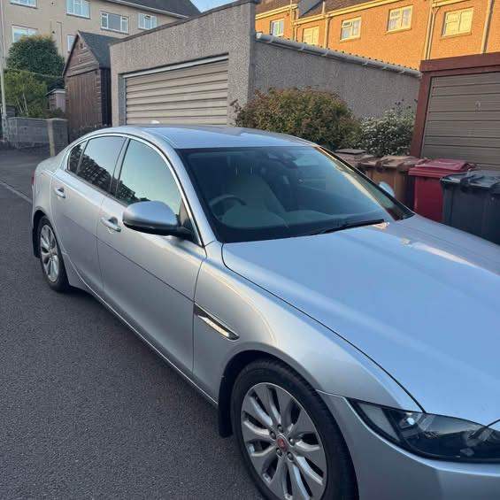Jaguar, XE, Saloon, 2017, Manual, 1999 (cc), 4 doors