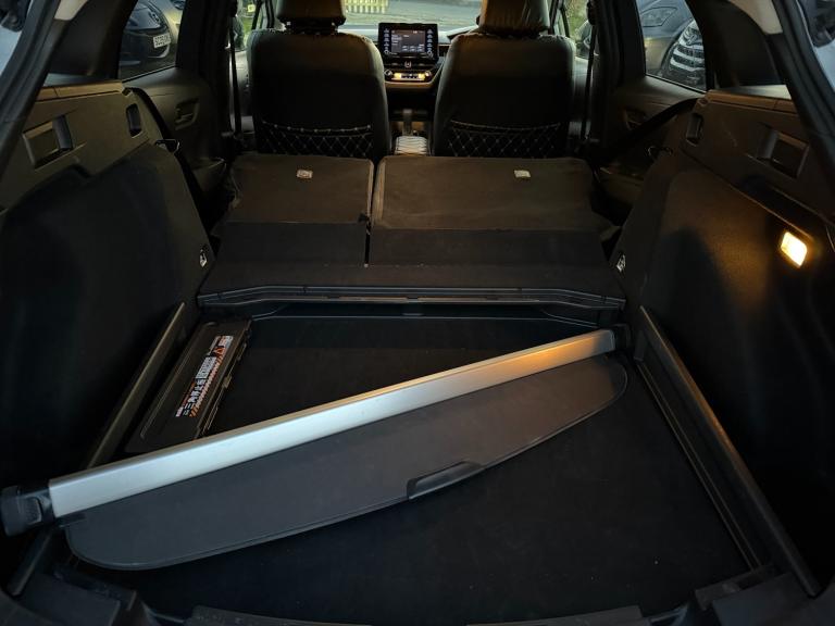 2022 Toyota Corolla TOURING ESTATE GX SILVER 1.8L PETROL HYBRID ELECTRIC AUTOMATIC 5 SEATER Estat...