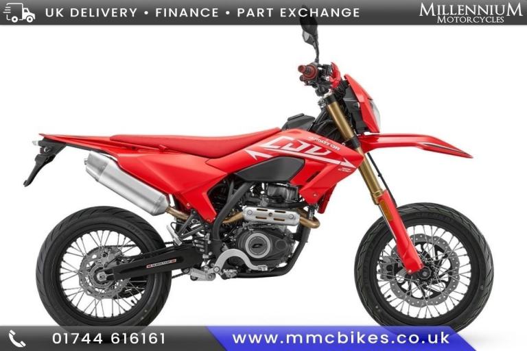 QJMotor COV 125 S LEARNER LEGAL SUPER MOTO