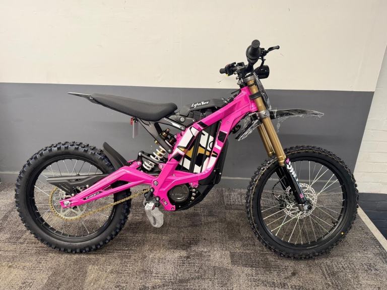 BRAND NEW 2025 8KW SUR RON LBX SURRON LIGHT BEE PINK