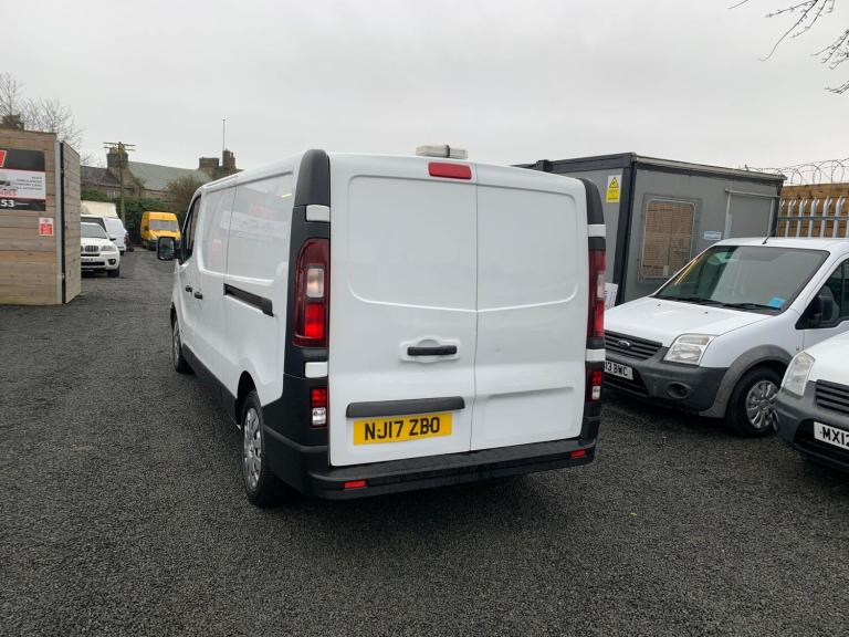 2017 Renault Trafic LL29 dCi 120 Business Van PANEL VAN Diesel Manual