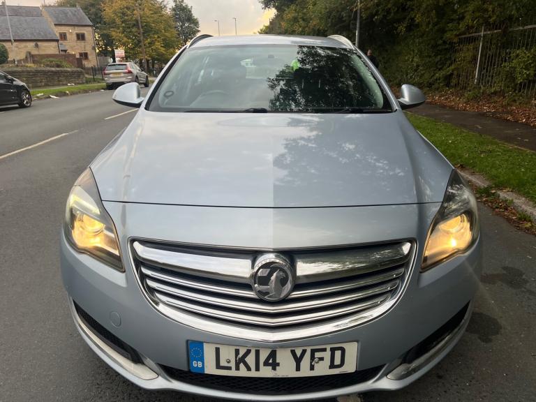 VAUXHALL INSIGNIA 2.0 CDTi ecoFLEX Design 5dr / HPI CLEAR / £35 TAX / LONG MOT