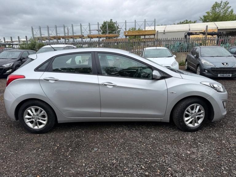  Hyundai i30 1.4 Active Euro 5 5dr Petrol Manual