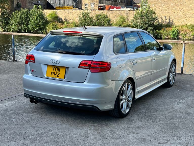 Audi, 2011, 2000 (cc)