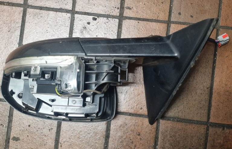 Range Rover Evogue Left Side Wing Mirror Black Holder Panel 2013