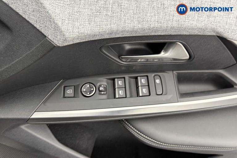 2024 Peugeot 3008 1.2 Hybrid 136 GT 5dr e-DSC6 SUV Petrol Automatic