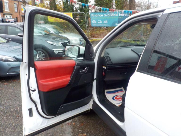 2013 Land Rover Freelander 2.2 SD4 Dynamic 5dr Auto ESTATE DIESEL Automatic