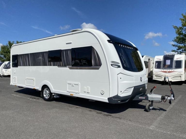 2022 COACHMAN LUSSO 1 LUXURY 4 BERTH TOURING CARAVAN