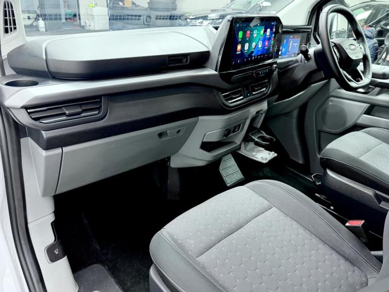 2024 Ford E-Tourneo Custom 340 65kWh Titanium Auto L1 5dr MPV Electric Automatic
