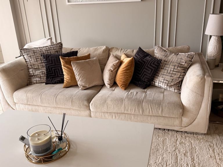 sofa set of 3 pieces 