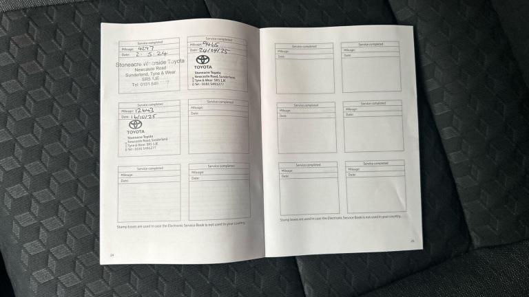 2023 Toyota Yaris 1.5 VVT-h Icon Hatchback 5dr Petrol Hybrid E-CVT Euro 6 (s/s) (116 ps) HATCHBAC...