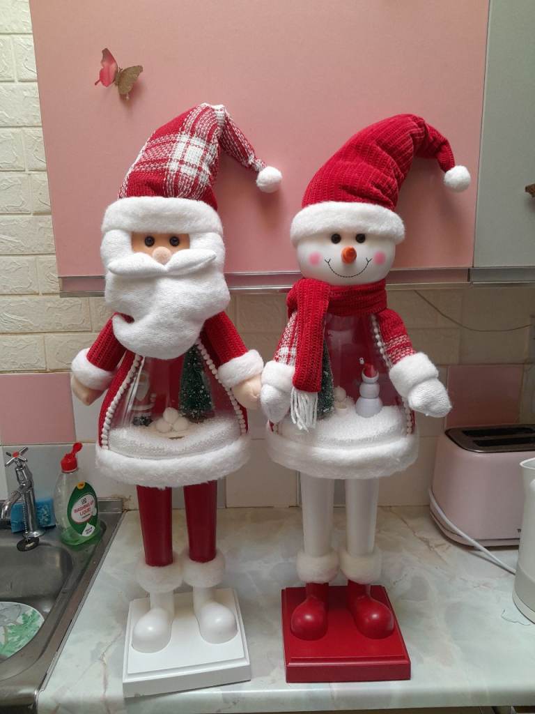 Santa and snowman 