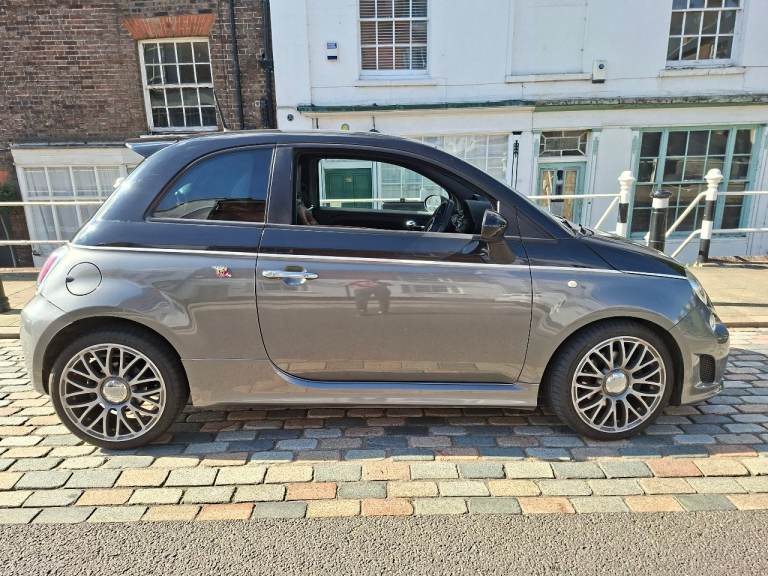 Abarth 500 Bi-Colore Edition - a stunning super rare model