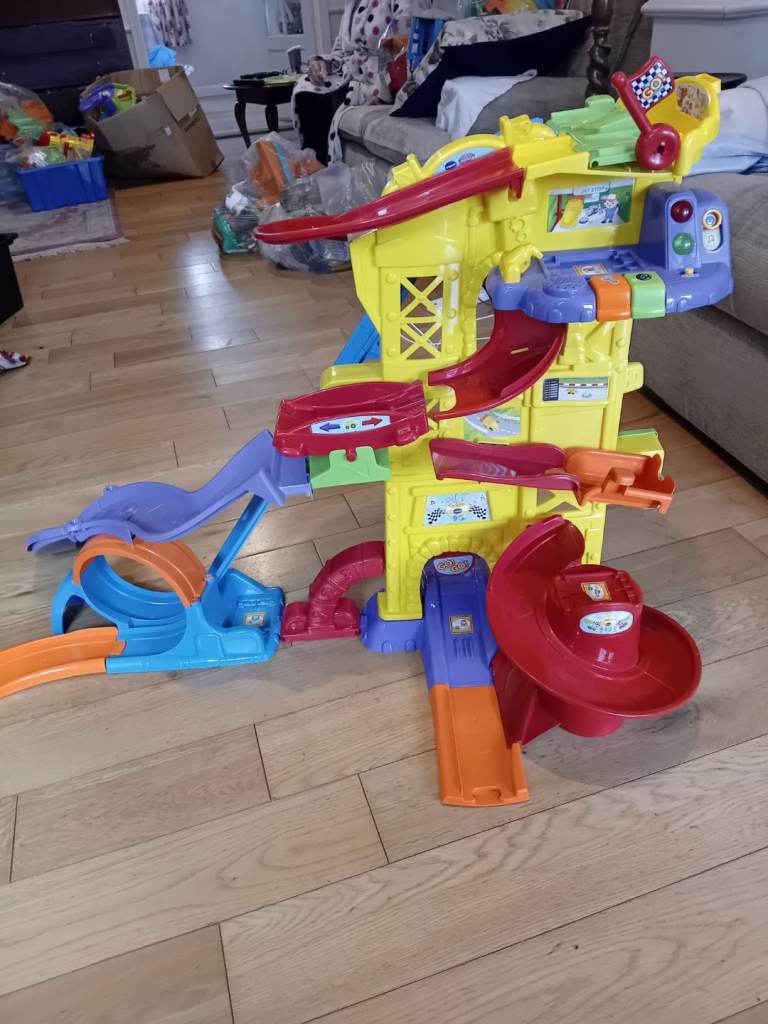 Smart wheel's  Ultimate  Amazement Park  v tech Paysetent  Park Playset