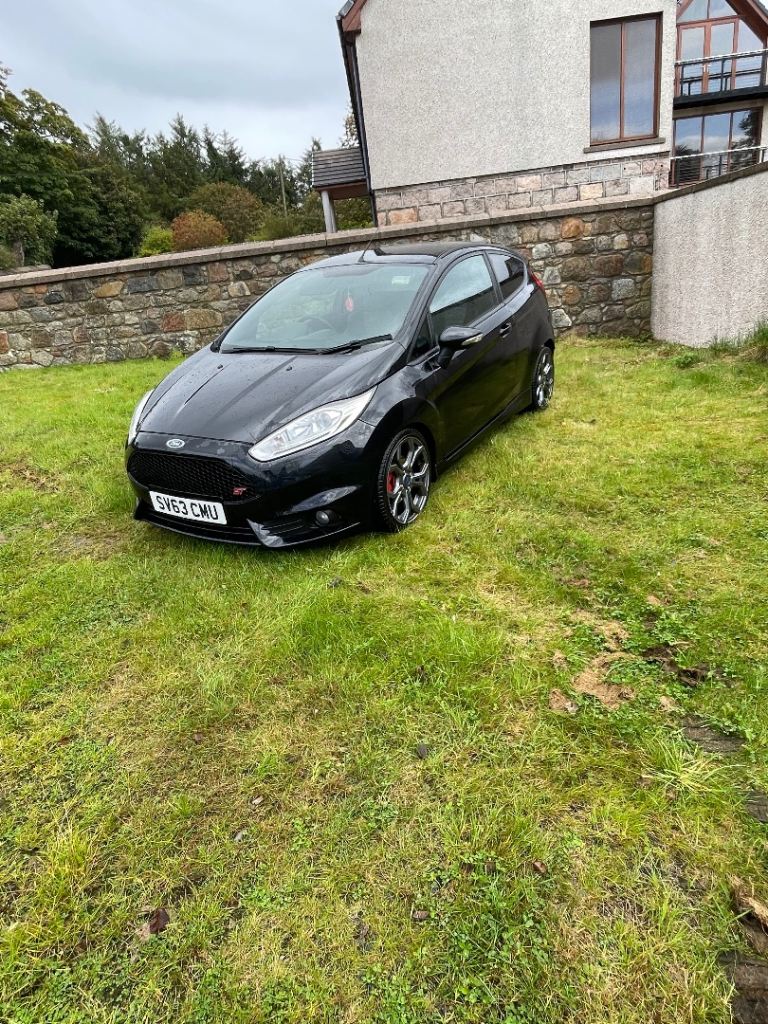 Ford, FIESTA, Hatchback, 2013, Manual, 1596 (cc), 3 doors