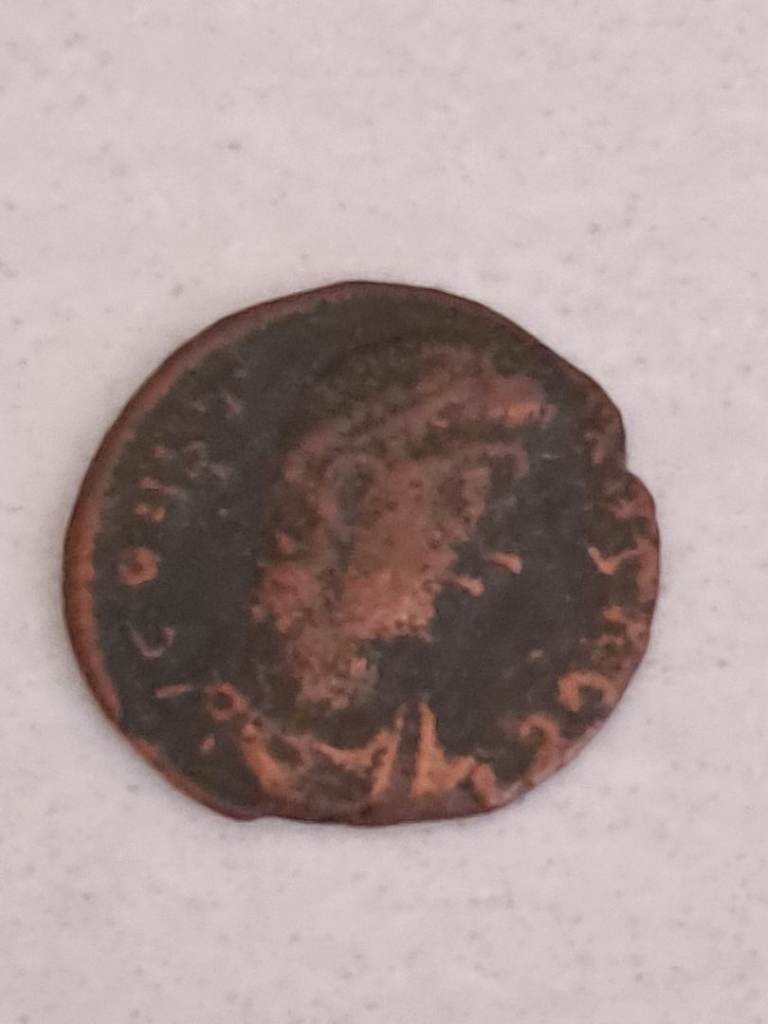 ROMAN CONSTANCE , DIAMETER APPROX 1.4cm Genuine coin 