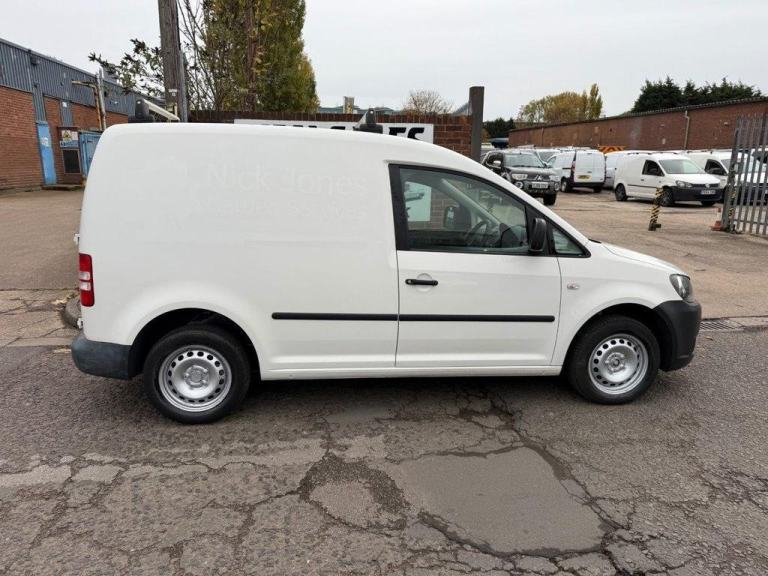 2012 62 VOLKSWAGEN CADDY 1.6 TDI C20 PANEL VAN 4DR DIESEL MANUAL L1 H1 (101 BHP)