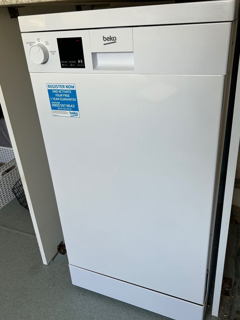 Beko 10 place slimline dishwasher 