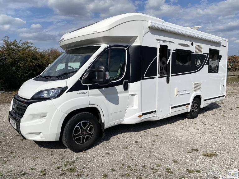 Benimar Mileo 282 Auto, 4 Berth, Low Miles, Air Con & Levelling Jacks