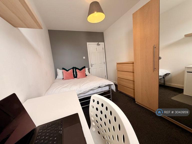 1 bedroom in Borough Road, Middlesbrough, TS1 (#3043959)