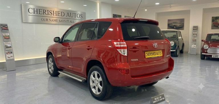 TOYOTA RAV4 2.2 D4D XTR* DIESEL* 4X4 *37,000 MILES* AMAZING *STUNNING 