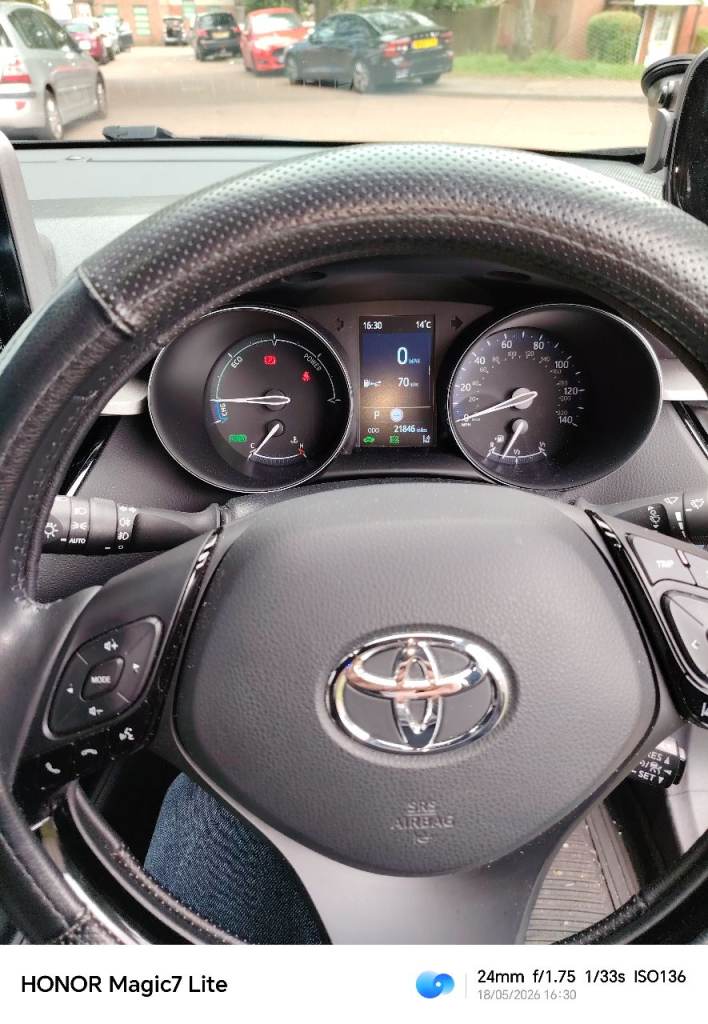 Toyota, C-HR, Hatchback, 2022, Other, 1798 (cc), 5 doors