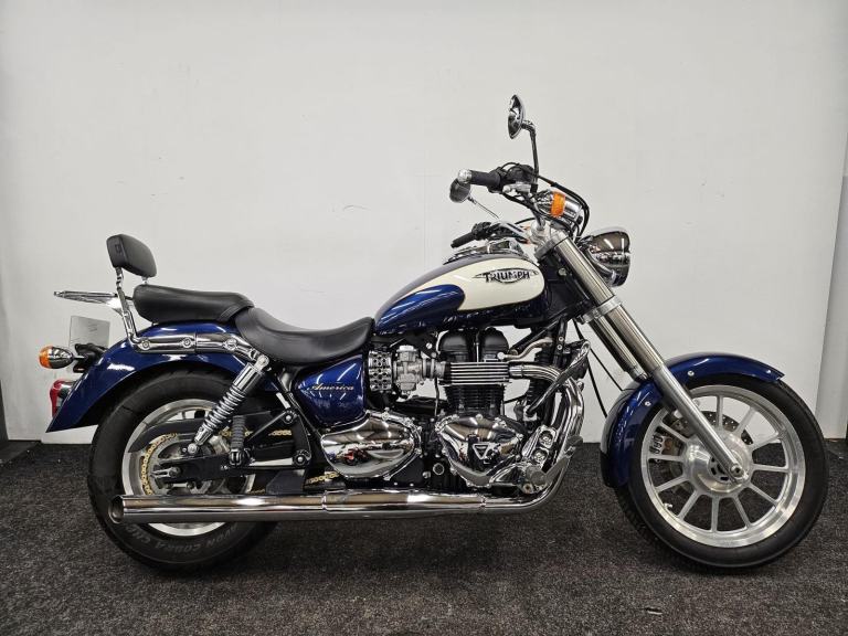 TRIUMPH BONNEVILLE AMERICA ** LOW MILEAGE - ENGINE BARS - 12 MONTH MOT **