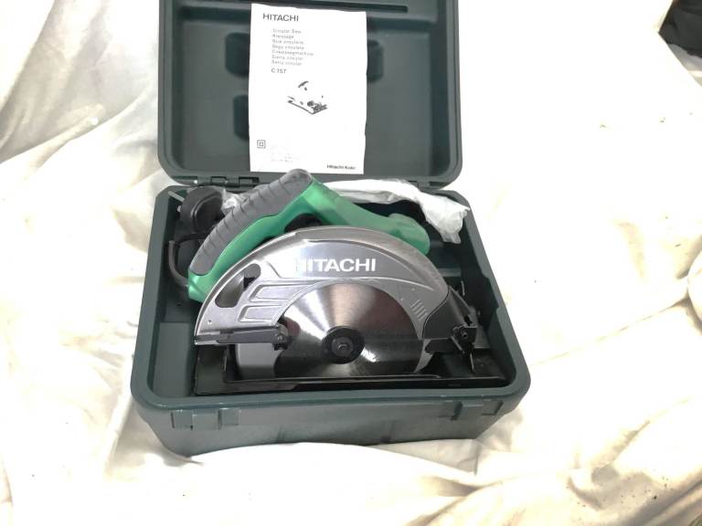 NEW Hitachi 185mm 7 1/4in Circular Saw 230v  1710w