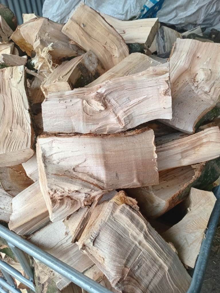 Hardwood Firewood logs £80 Bulk Bag 🔥 