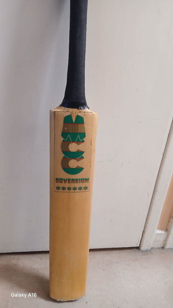 Adult MCC Sovereign Cricket Bat In Ex Con