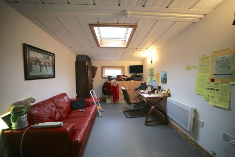 Office Art Studio Workspace Hackney Clapton Dalston 