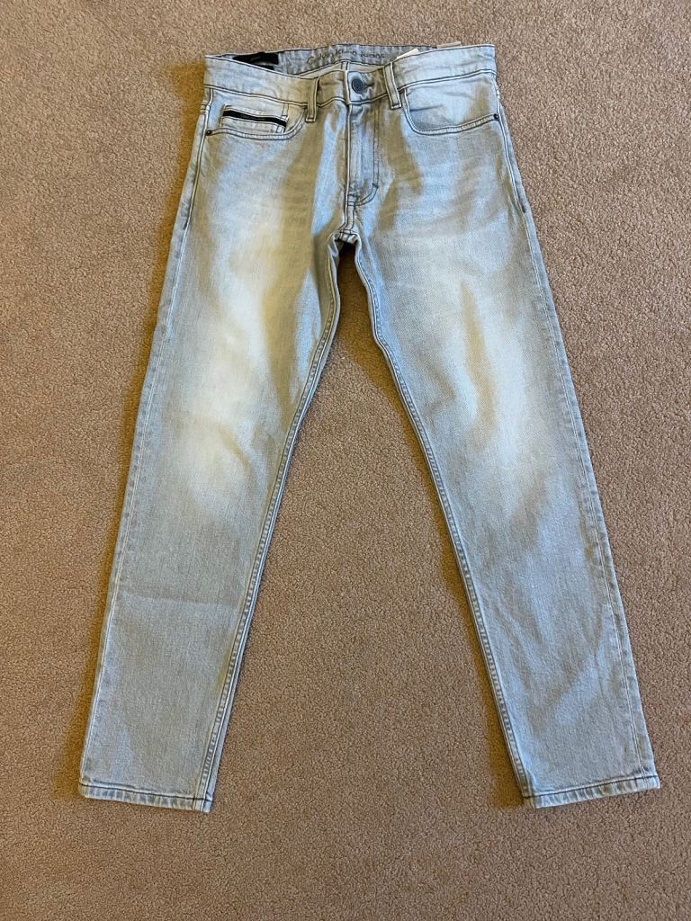Calvin Klein Men’s Jeans, grey, perfect condition, sizes as shown on photos