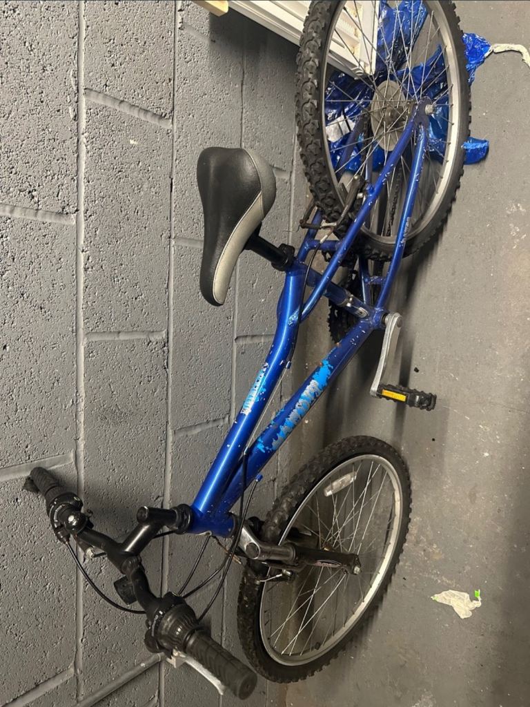 Mountain bike boy age 10-14