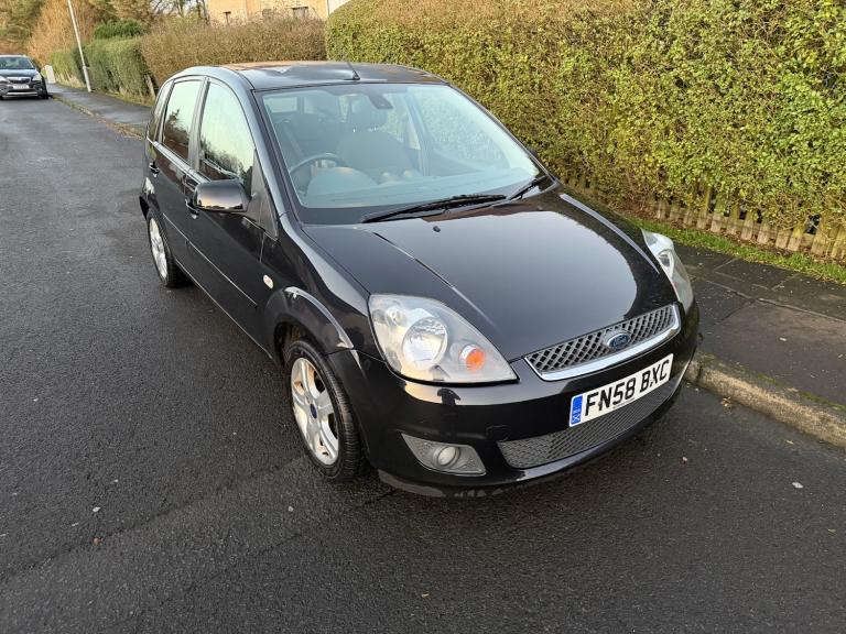 FORD FIESTA ZETEC CLIMATE 1.4L TDCI (2008) low 27,000 miles 5 door £35 tax year