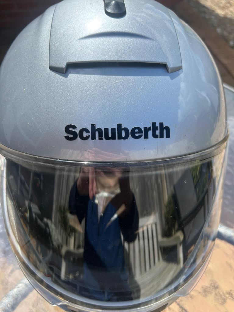 BMW Schuberth C2 motorbike helmet, flip-face style, size 58/59 - excellent