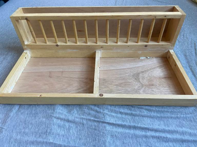 Pet Rodent Wooden Hay Feeder Platform