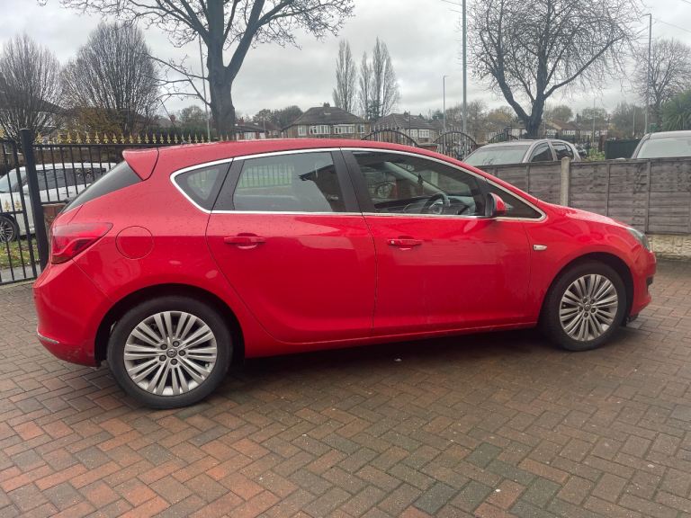VAUXHALL ASTRA 1.4 EXCITE 120k 15 REG 5 DOOR
