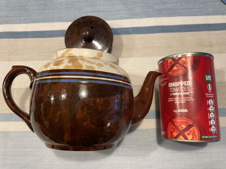 Vintage Brown Betty Teapot 