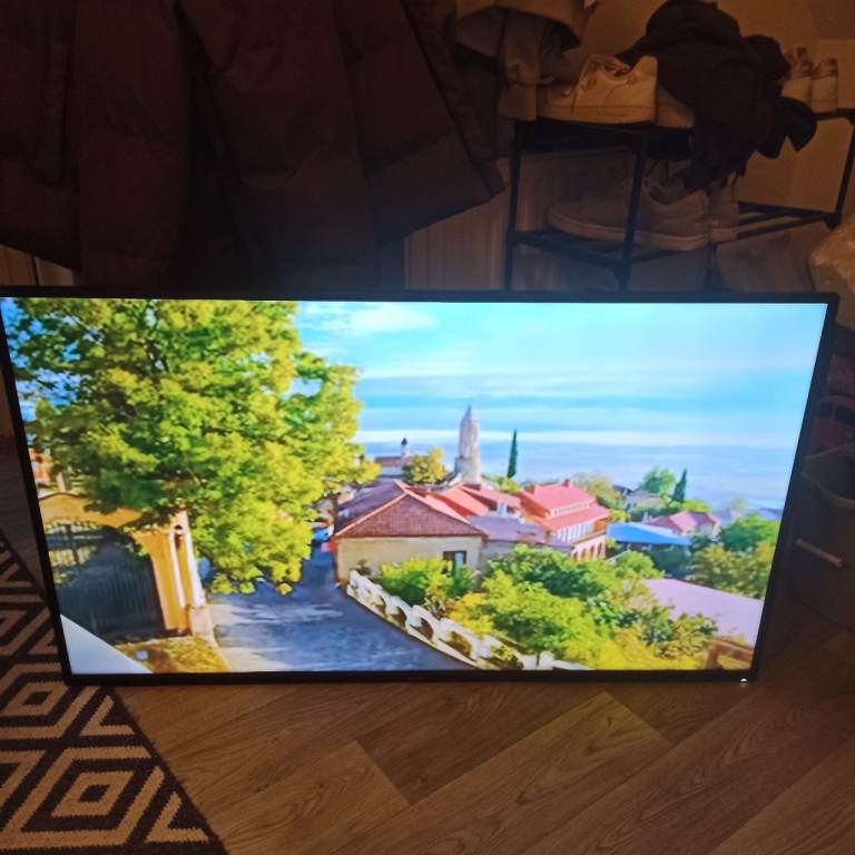 50"4K Sharp Smart tv