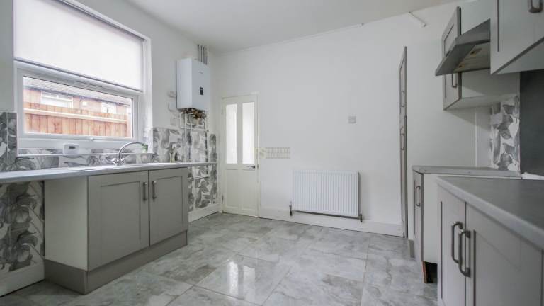 3-Bedroom House in Stirchley