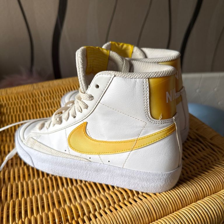 Nike Blazer Mid '77 Trainers - White/Yellow, UK 3.5Y, Good Condition