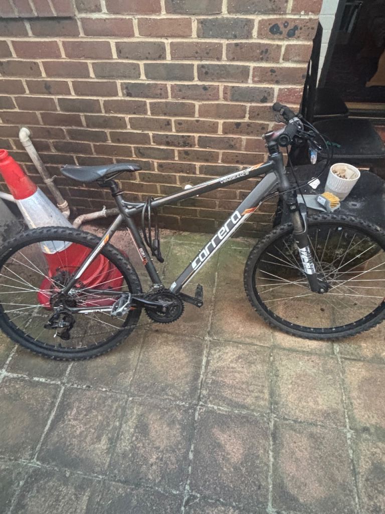 Carera vengeance 16” frame
