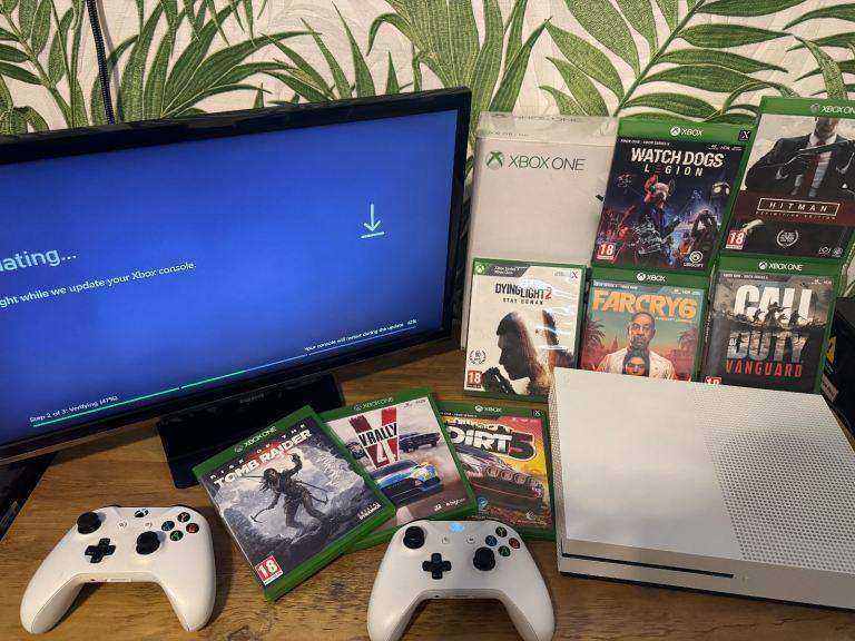 🎮 Elite Xbox One S Multimedia & Gaming Suite / Bundle