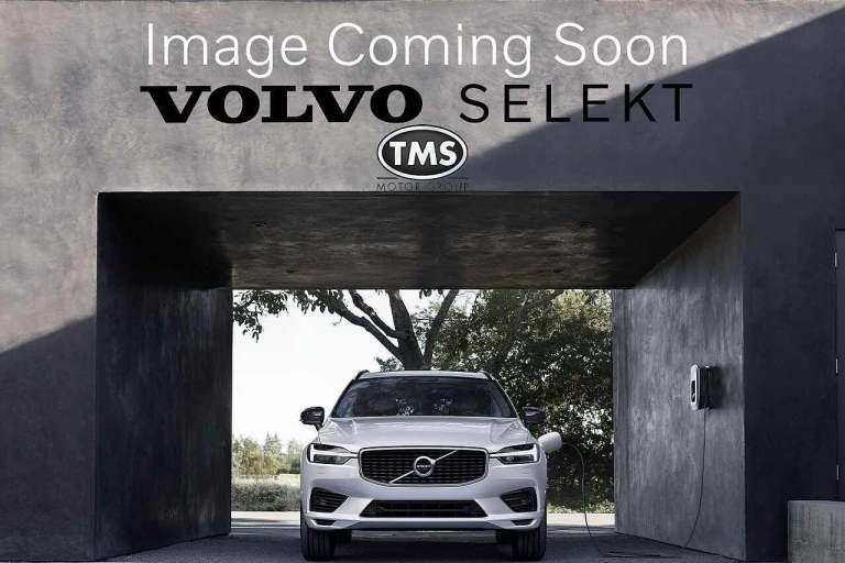  Volvo XC40 B4 mild hybrid Inscription Pro (Blond Leather, Retractable Tow Bar) Petrol/Electric H...