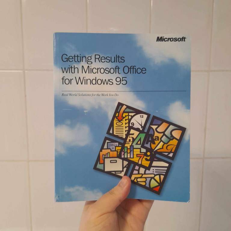  Microsoft Office for Windows 95 Guide [BOOK]