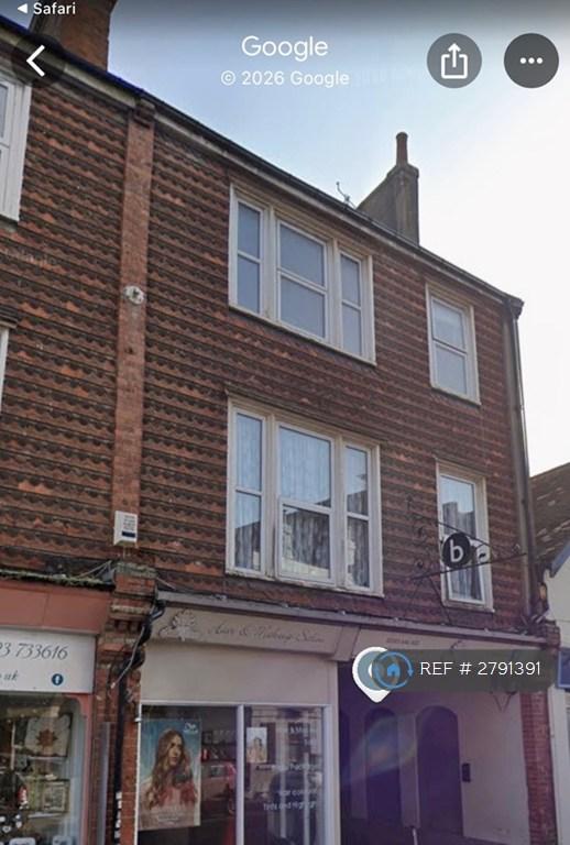3 bedroom flat in South St, Eastbourne, BN21 (3 bed) (#2791391)