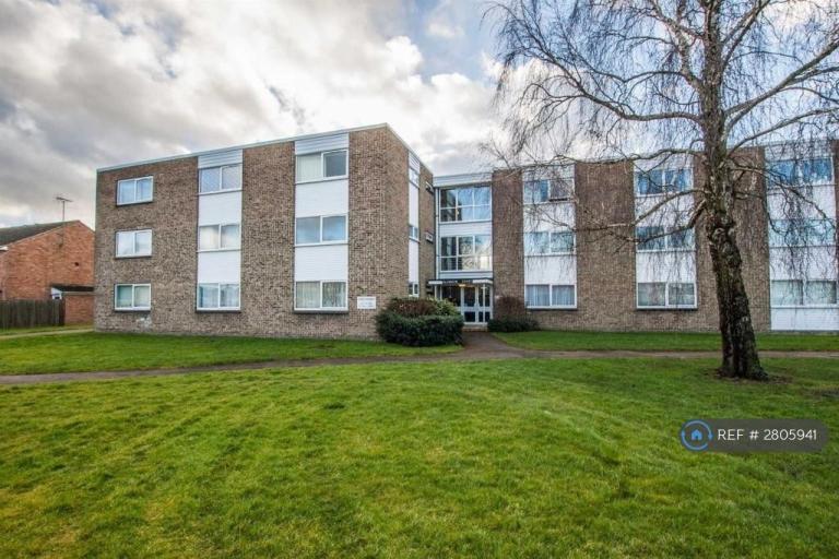 Studio flat in Shakespeare Road, Swindon, SN4 (#2805941)